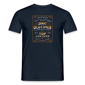 Oldtimer 16. Geburtstag Frau Mann 2007 Lustig - Männer T-Shirt - Navy - Vorne - AI Model Male 178 light (178cm)