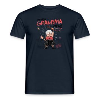 Badass Grandma Since 1942 - Jahrgang 83 Jahre - Männer T-Shirt - Navy - Vorne - AI Model Male 178 light (178cm)