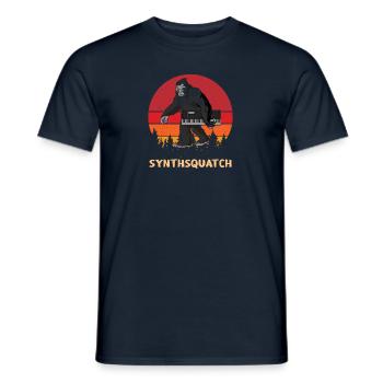 Sasquatch Synthétiseur DJ Clavier Synthsquatch - T-shirt homme - marine - Devant - AI Model Male 178 light (178cm)