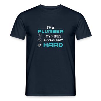I am a plumber - Männer T-Shirt - Navy - Vorne - AI Model Male 178 light (178cm)