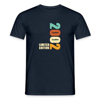 2002 Limited Edition 2002 Geboren Geburtstag - Männer T-Shirt - Navy - Vorne - AI Model Male 178 light (178cm)