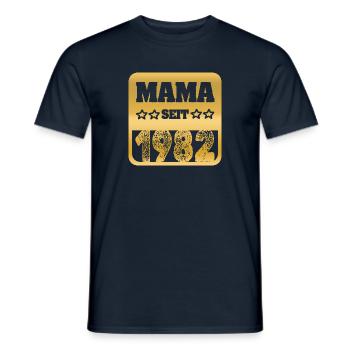 Mutter 1982 - Männer T-Shirt - Navy - Vorne - AI Model Male 178 light (178cm)