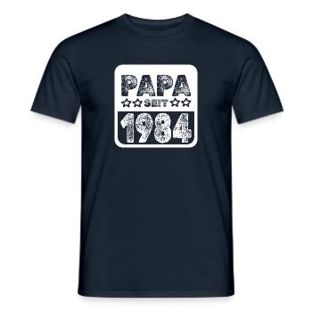 1984 1984 - Männer T-Shirt - Navy - Vorne - AI Model Male 178 light (178cm)