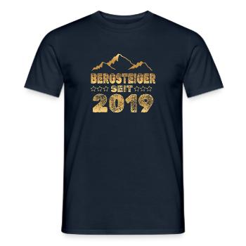 2019 - Männer T-Shirt - Navy - Vorne - AI Model Male 178 light (178cm)