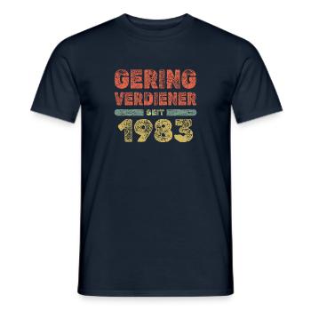 Geringverdiener 1983 - Männer T-Shirt - Navy - Vorne - AI Model Male 178 light (178cm)