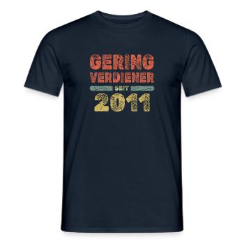 Jahrgang 2011 - Männer T-Shirt - Navy - Vorne - AI Model Male 178 light (178cm)
