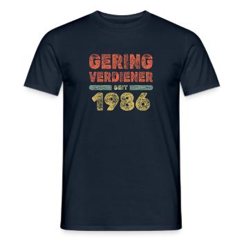 Personnes à faible revenu 1986 - T-shirt homme - marine - Devant - AI Model Male 178 light (178cm)