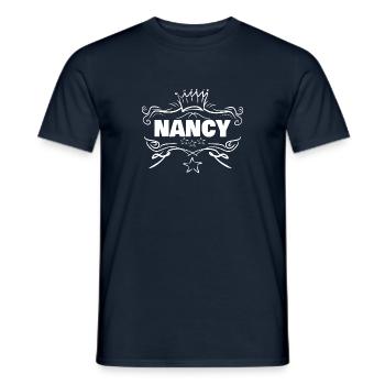 Baby Nancy - Männer T-Shirt - Navy - Vorne - AI Model Male 178 light (178cm)