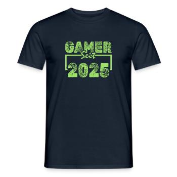 Nerd 2025 - Männer T-Shirt - Navy - Vorne - AI Model Male 178 light (178cm)