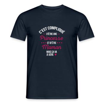 Princesse et maman - Idée cadeau - T-shirt homme - marine - Devant - AI Model Male 178 light (178cm)