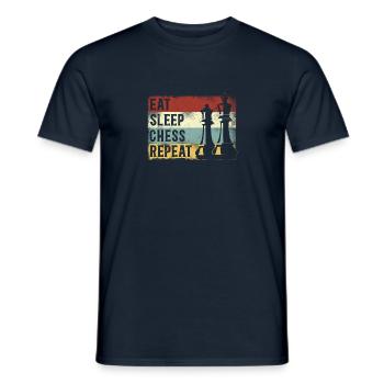 Chess Player Chess Piece Vintage - Männer T-Shirt - Navy - Vorne - AI Model Male 178 light (178cm)