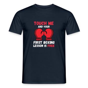 TouchEz-moi et votre première leçon de boxe est gratuite - T-shirt homme - marine - Devant - AI Model Male 178 light (178cm)