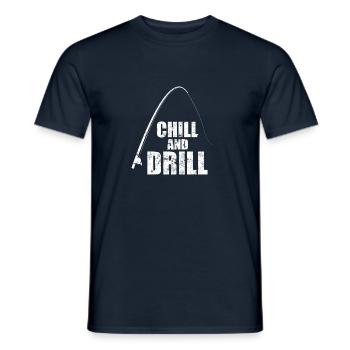Drôle de dire pêcheurs et pêcheurs - Chill & Drill - T-shirt homme - marine - Devant - AI Model Male 178 light (178cm)