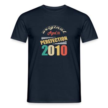 Ich bin 14 Jahre alt | Ich bin 2010 geboren - Geburt - Männer T-Shirt - Navy - Vorne - AI Model Male 178 light (178cm)