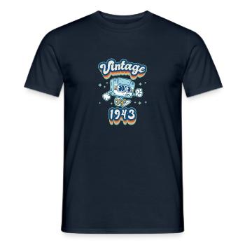1943 Geburtstag geboren im Jahr 1943 Retro Vintage - Männer T-Shirt - Navy - Vorne - AI Model Male 178 light (178cm)