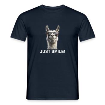 Einfach lächeln – Lustiges Lama entspannt - Männer T-Shirt - Navy - Vorne - AI Model Male 178 light (178cm)