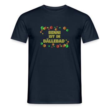 Kindergeburtstag für Benni Bälle Bällebad - Männer T-Shirt - Navy - Vorne - AI Model Male 178 light (178cm)