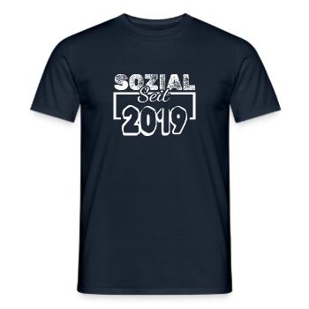 since 2019 - Men's T-Shirt - navy - Front - AI Model Male 178 light (178cm)