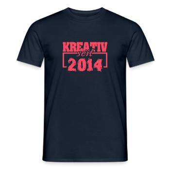 Jahr 2014 - Männer T-Shirt - Navy - Vorne - AI Model Male 178 light (178cm)