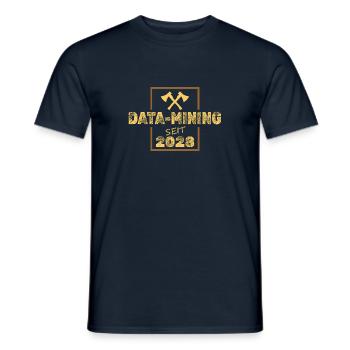2028 - Männer T-Shirt - Navy - Vorne - AI Model Male 178 light (178cm)