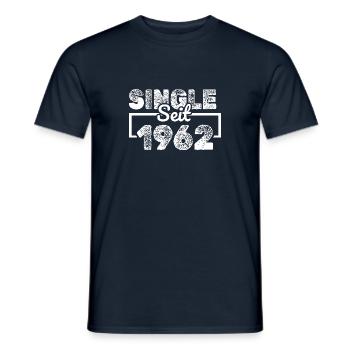 Jahr 1962 - Männer T-Shirt - Navy - Vorne - AI Model Male 178 light (178cm)