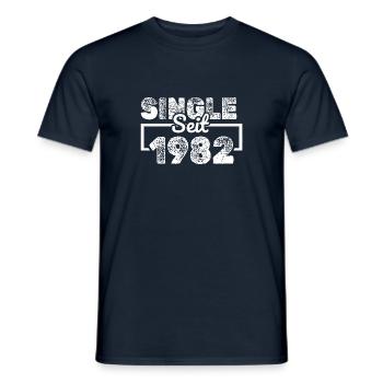 Jahr 1982 - Männer T-Shirt - Navy - Vorne - AI Model Male 178 light (178cm)