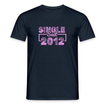 2012 2012 - Männer T-Shirt - Navy - Vorne - AI Model Male 178 light (178cm)