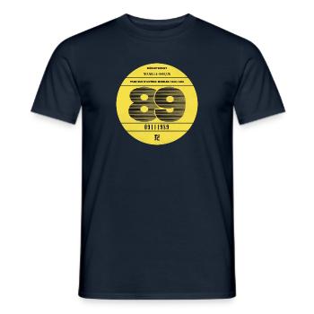Vignette automobile 1989 - T-shirt homme - marine - Devant - AI Model Male 178 light (178cm)