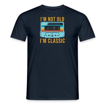 Kassette Klassiker Ich bin nicht alt Klassisch - Männer T-Shirt - Navy - Vorne - AI Model Male 178 light (178cm)