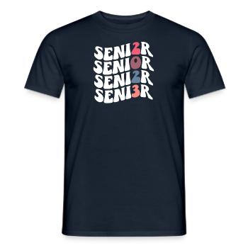 Retraité 2022 Pension de retraite Grand-père Pension Senior - T-shirt homme - marine - Devant - AI Model Male 178 light (178cm)