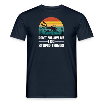 Plongée Rétro Dispositif de plongée Marine World Divers Plongée - T-shirt homme - marine - Devant - AI Model Male 178 light (178cm)