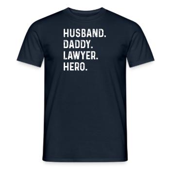 Cool Avocat Papa Jura Père Avocats Parents - T-shirt homme - marine - Devant - AI Model Male 178 light (178cm)
