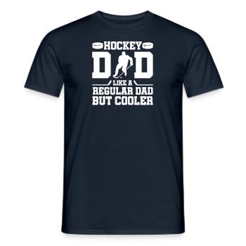 Hockey sur glace Papa Joueur de hockey sur glace Père Cadeau - T-shirt homme - marine - Devant - AI Model Male 178 light (178cm)