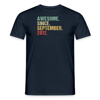 September 2012 - Birthday in September - Men's T-Shirt - navy - Front - AI Model Male 178 light (178cm)