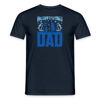 Bogenfischer Bogenfischen Bogenangeln Vater Papa - Männer T-Shirt - Navy - Vorne - AI Model Male 178 light (178cm)