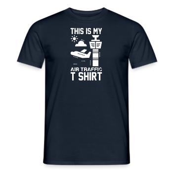Fluglotse Luftverkehr Towerlotse Flugbegleiter - Männer T-Shirt - Navy - Vorne - AI Model Male 178 light (178cm)