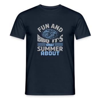 SPASS UND GRILLEN DAS IST ES, WORUM ES IM SOMMER GEHT - Männer T-Shirt - Navy - Vorne - AI Model Male 178 light (178cm)
