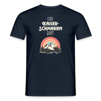 Der Kaiserschmarrn Ruft - Wandern Berge Retro - Männer T-Shirt - Navy - Vorne - AI Model Male 178 light (178cm)