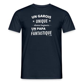 Un garois unique donne un papa fanstastique - T-shirt homme - marine - Devant - AI Model Male 178 light (178cm)