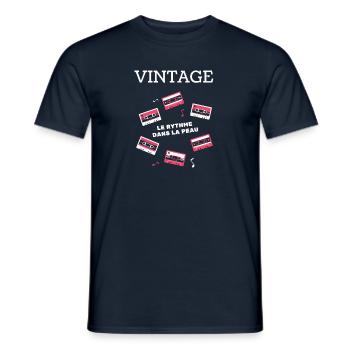 Weinlese - Männer T-Shirt - Navy - Vorne - AI Model Male 178 light (178cm)