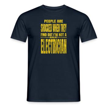present electronics socket prop bday fun - Männer T-Shirt - Navy - Vorne - AI Model Male 178 light (178cm)