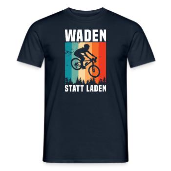 Waden statt Laden Rennrad Radsport Spruch Sprüche - Männer T-Shirt - Navy - Vorne - AI Model Male 178 light (178cm)