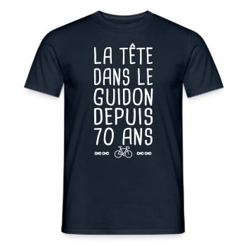70 ans vélo tête dans le guidon anniversaire 70 - T-shirt homme - marine - Devant - AI Model Male 178 light (178cm)