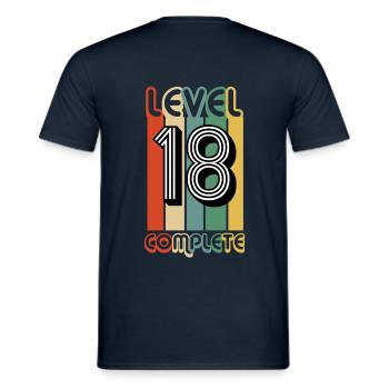 18. Geburtstag Feier Retro Zocken Geschenk - Männer T-Shirt - Navy - Hinten - AI Model Male 178 light (178cm)
