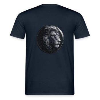 Roi des bêtes – Profil du noble lion dans l’emblème - T-shirt homme - marine - Dos - AI Model Male 178 light (178cm)