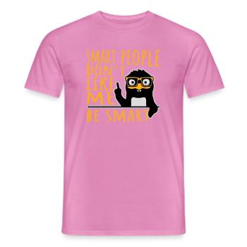 And Yet Despite the Look Still Talking Spruch Logo - Männer T-Shirt - Pink - Vorne - AI Model Male 178 dark (178cm)