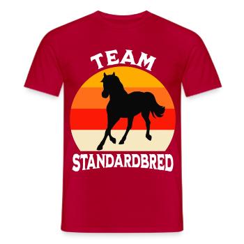Team Traber - Männer T-Shirt - Rot - Vorne - AI Model Male 178 dark (178cm)