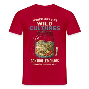 Wilde Kulturen - Männer T-Shirt - Rot - Vorne - AI Model Male 178 dark (178cm)
