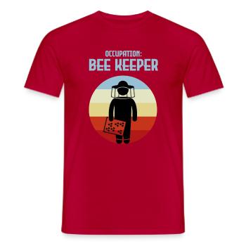 Occupation Bee Keeper - Männer T-Shirt - Rot - Vorne - AI Model Male 178 dark (178cm)