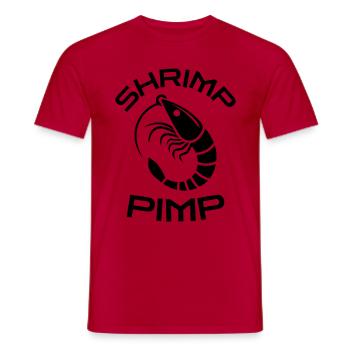 Shrimp Pimp Lustiges Garnelen Motiv Fischer Humor - Männer T-Shirt - Rot - Vorne - AI Model Male 178 dark (178cm)